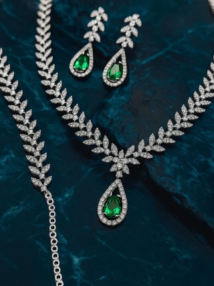 Hediye Seçmenin İncelikleri: Doğru Hediye, Doğru An!