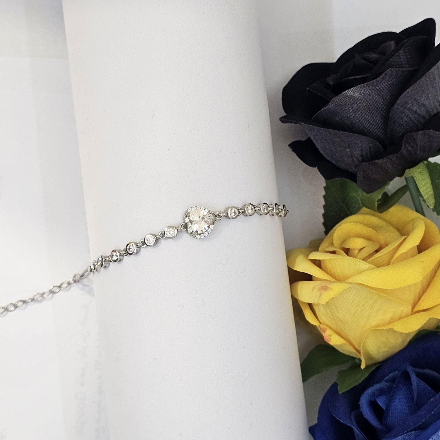 Gurmet Zincirli  Baget Taşlı 925 Ayar Gümüş Kadın Bileklik