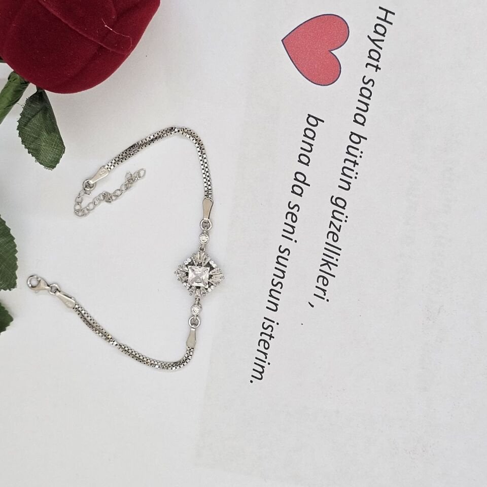 Gurmet Zincirli Baget Taşlı 925 Ayar Gümüş Kadın Bileklik