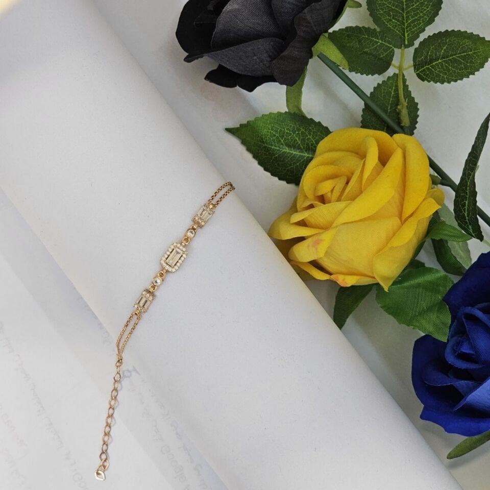 Rose Gurmet Zincirli  Baget Taşlı 925 Ayar Gümüş Kadın Bileklik