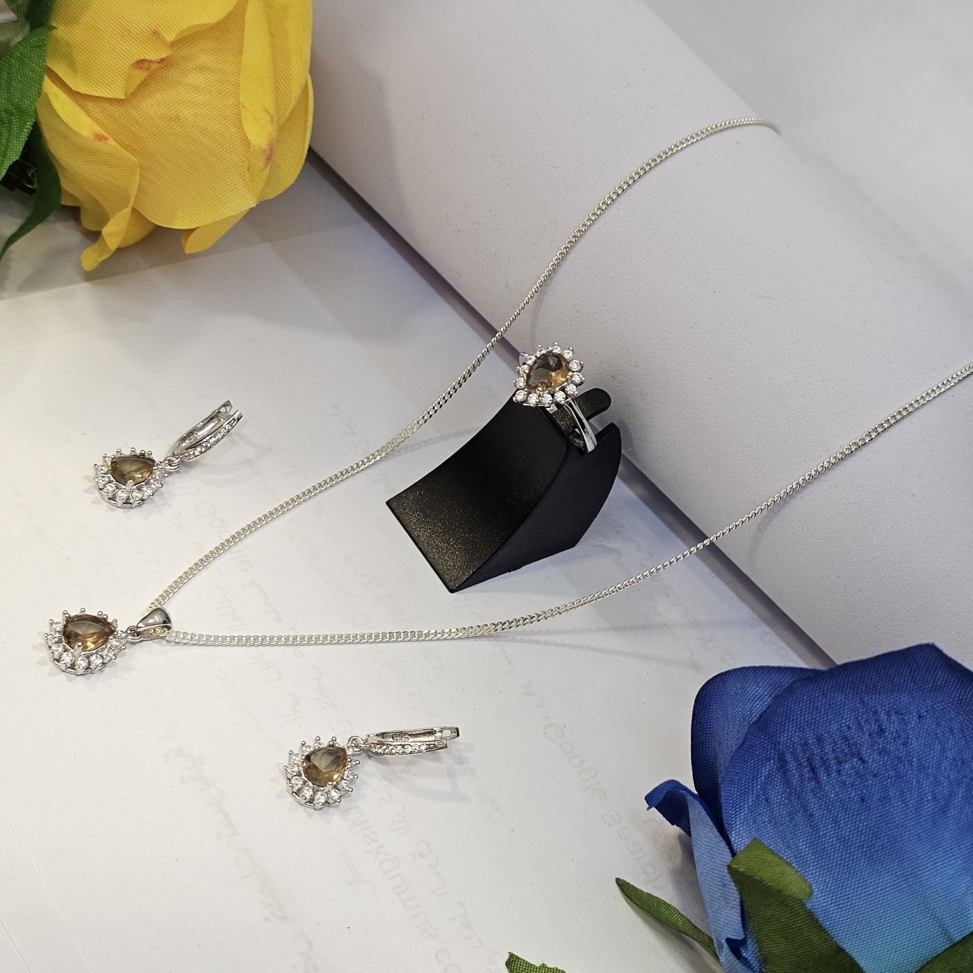 925 Ayar Gümüş Zultanit Taşlı Üçlü Set ( Kolye Küpe Yüzük )