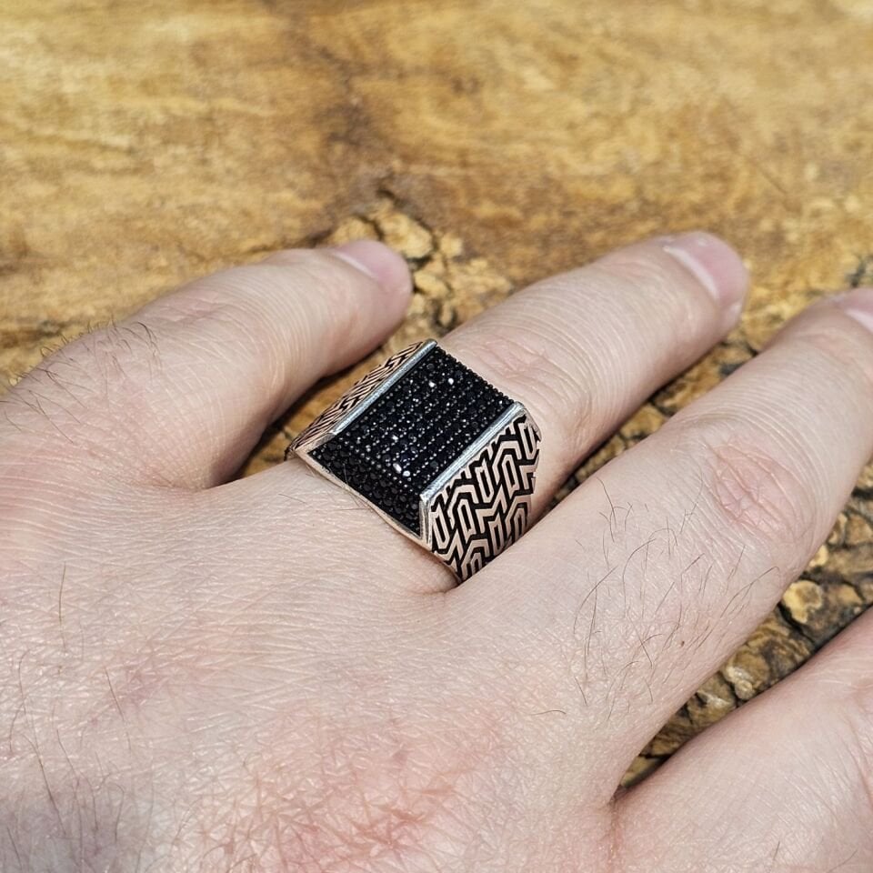 925 Ayar Gümüş Mikro Taşlı Model Erkek Yüzük 27