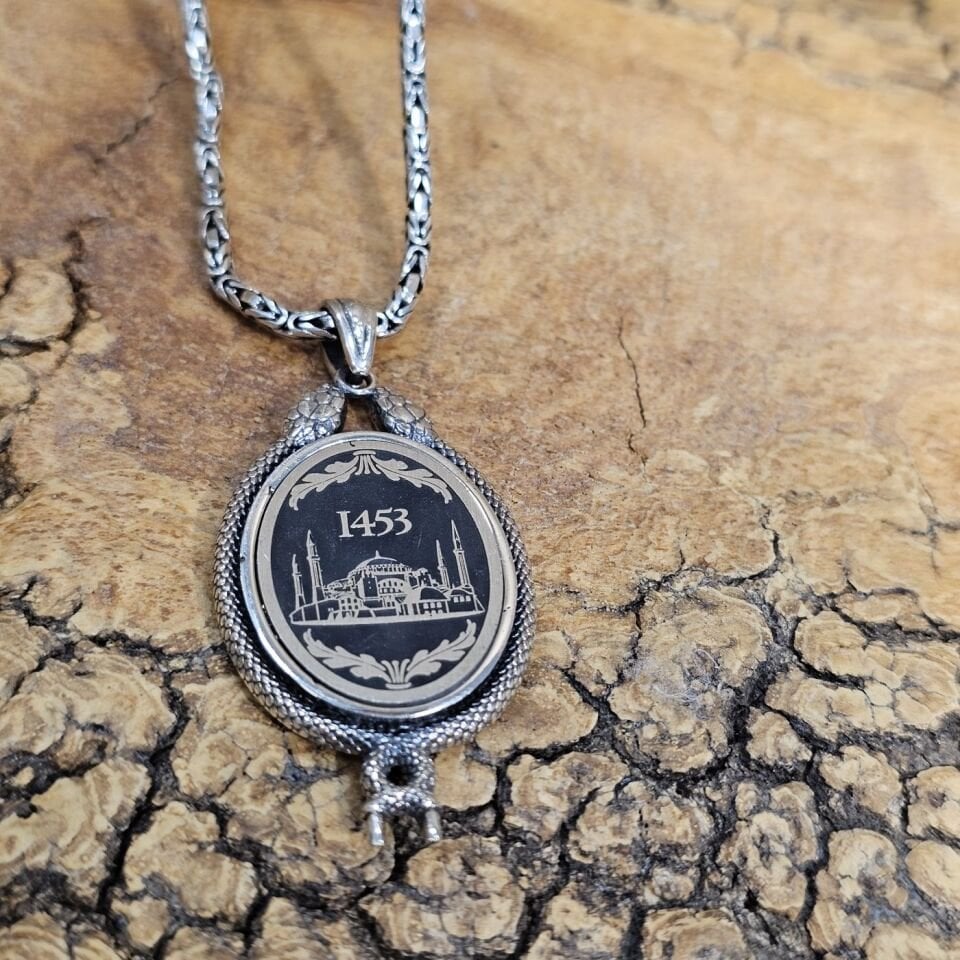 Ayasofya Camii İşlemeli Fetih 1453 Tema 925 Ayar Gümüş Kolye