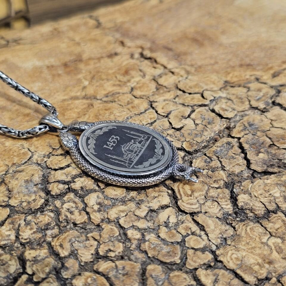 Ayasofya Camii İşlemeli Fetih 1453 Tema 925 Ayar Gümüş Kolye