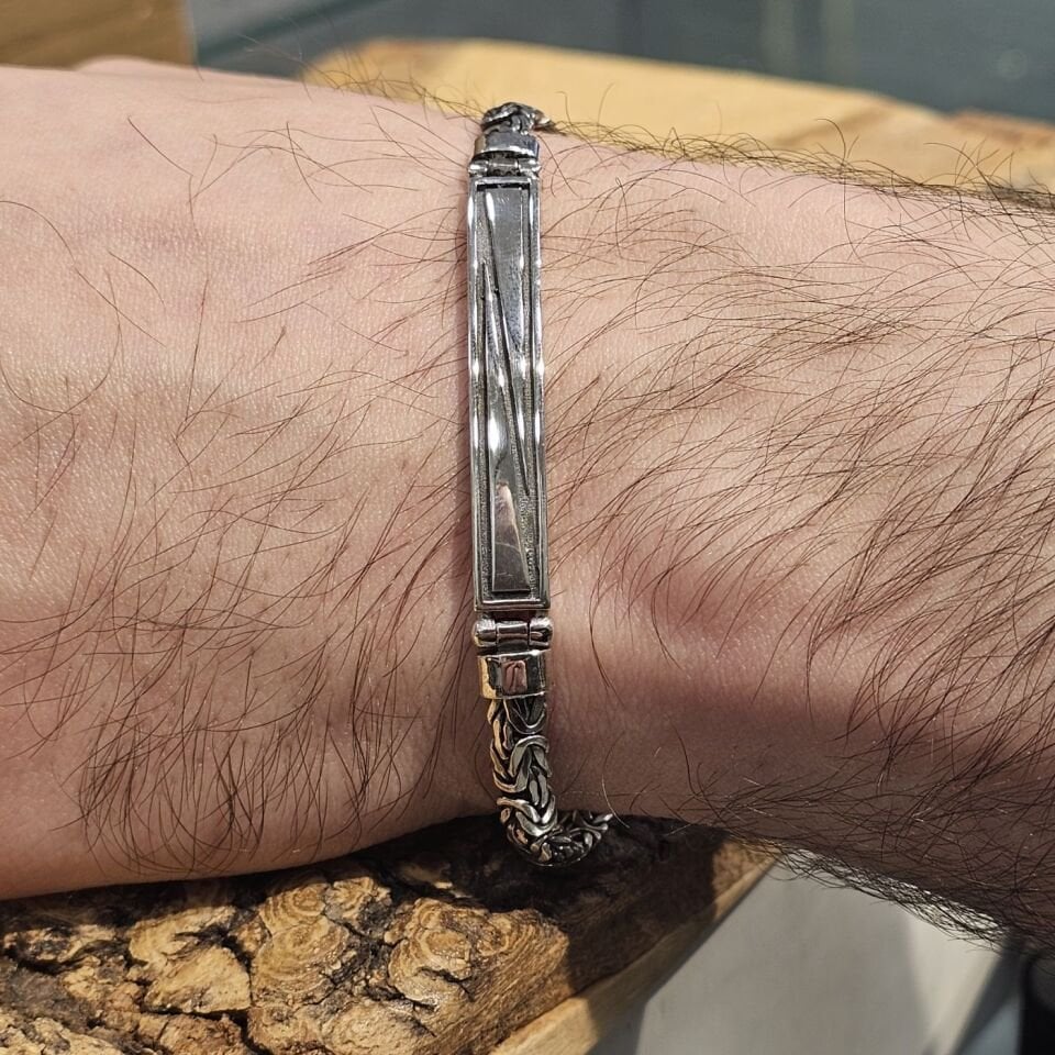 Kral Zincir Sade Motif İşlemeli 925 Ayar Gümüş Erkek Bileklik