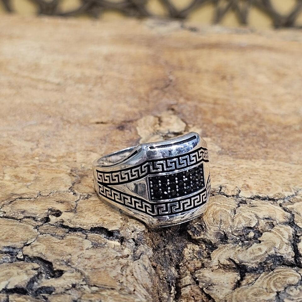 925 Ayar Mikro Zirkon Taşlı 925 Ayar Gümüş Yüzük 25