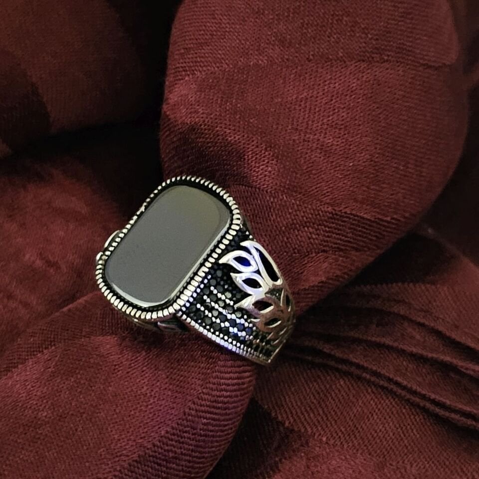 Yaprak Desenli Siyah Oniks taşlı 925 Ayar Gümüş Yüzük 25