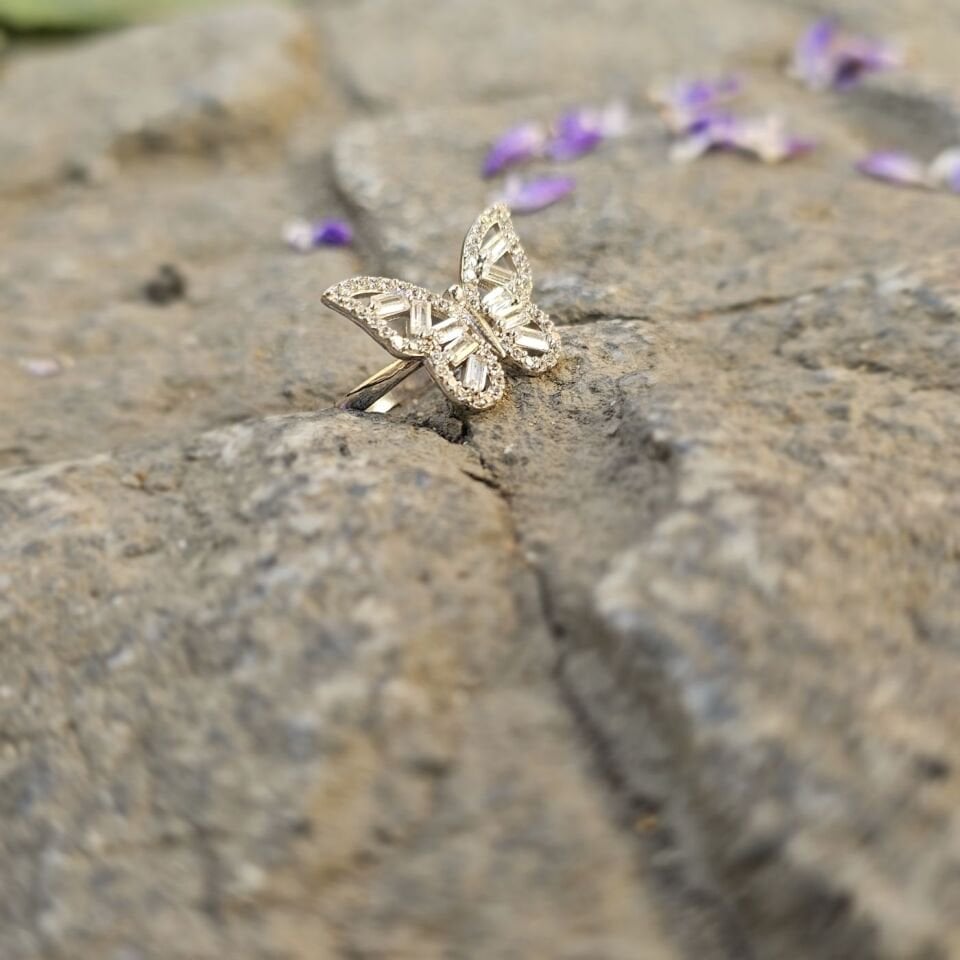 Lüks Dizayn Zirkon taşlı Kelebek Model 925 Ayar Kadın Gümüş Yüzük