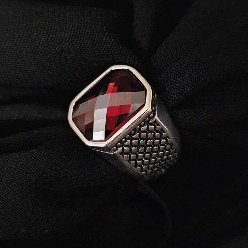 Dikdörtgen fasetta kesim Zirkon taşlı 925 Ayar Gümüş Yüzük kırmızı - 18