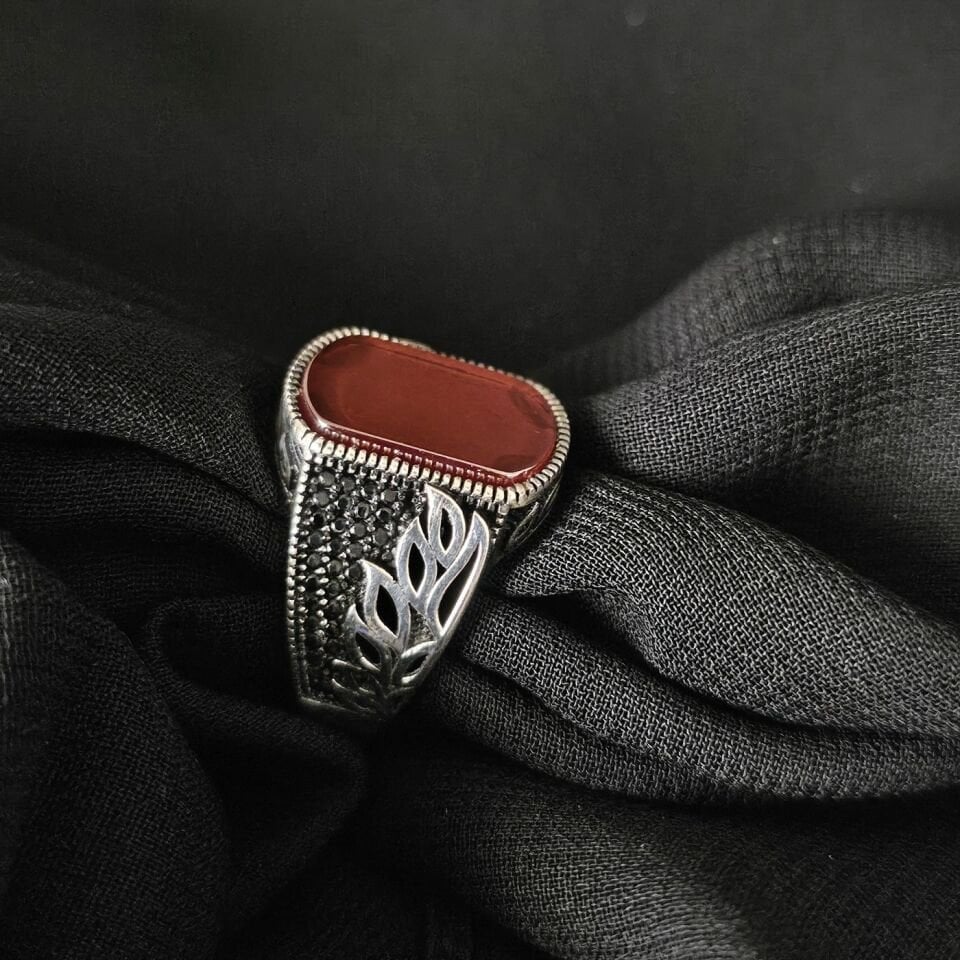 Yaprak Desenli Kırmızı Akik taşlı 925 Ayar Gümüş Yüzük 25