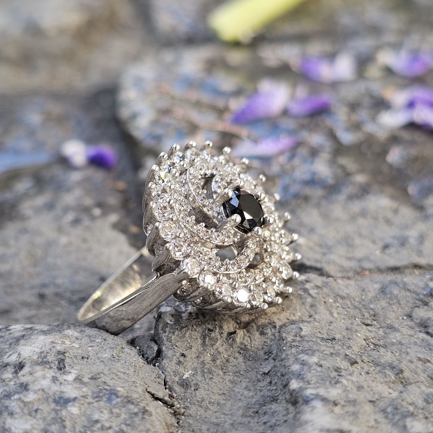 Pırlanta Montür tasarımlı Minimal zirkon taşlı 925 Ayar Kadın Gümüş Yüzük