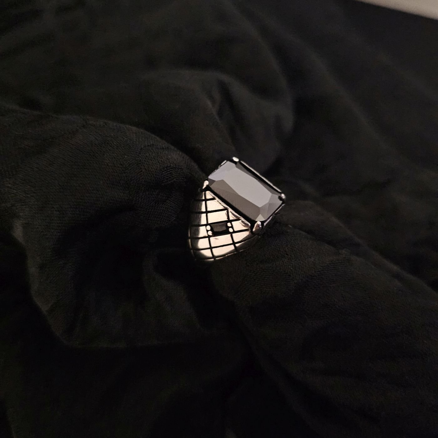 Siyah Zirkon taşlı 925 Ayar Gümüş Yüzük