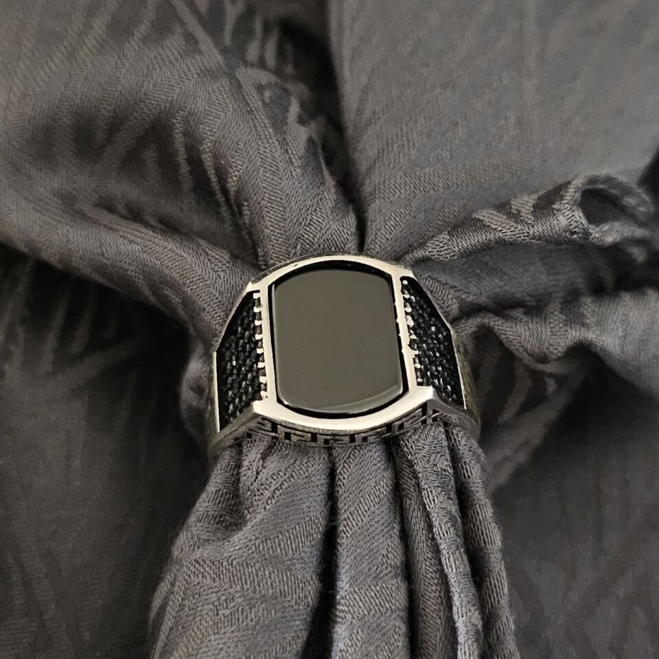 Dikdörtgen özel Oniks taş Mikrotaş işlemeli  925 Ayar Gümüş Yüzük 27