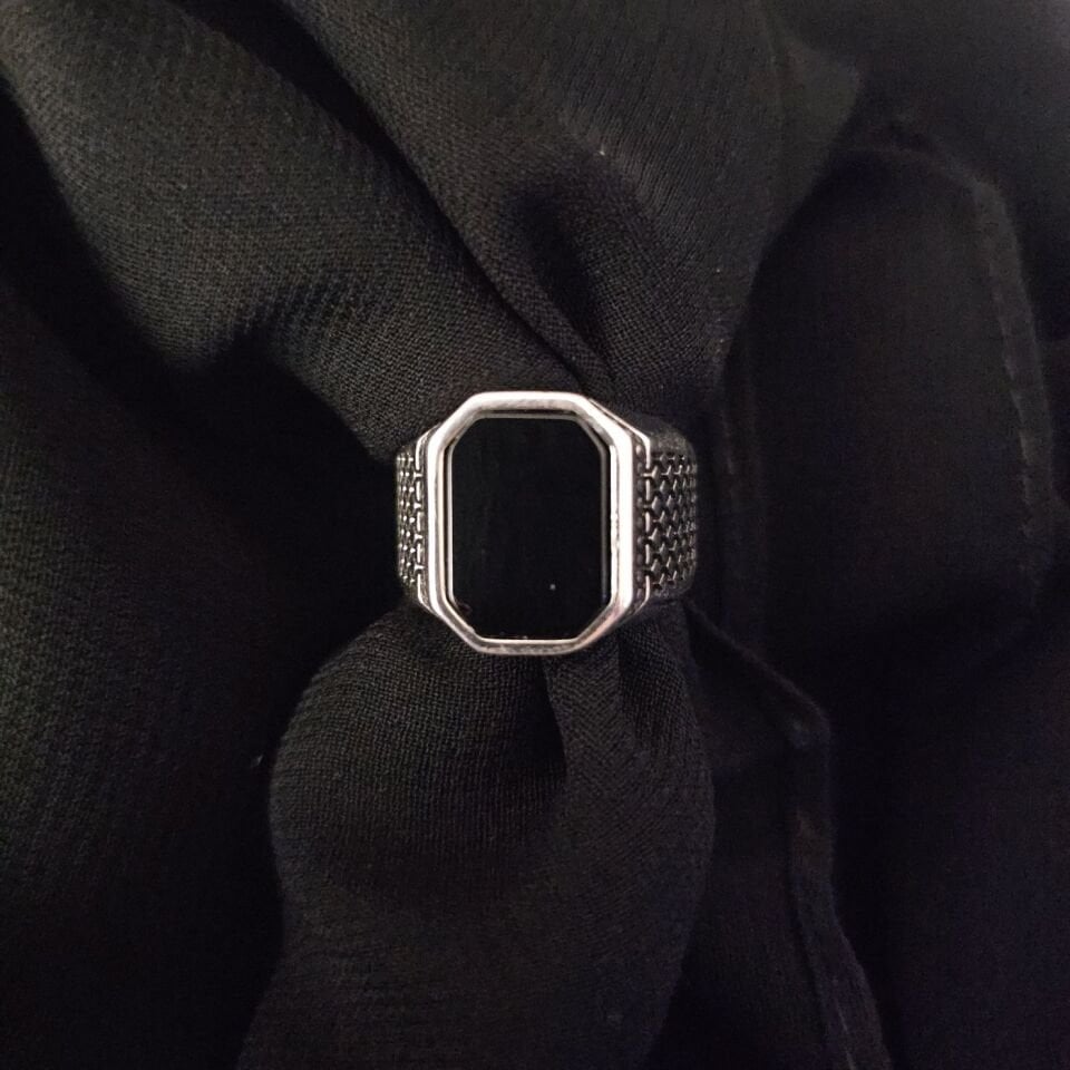 Dikdörtgen fasetta kesim Zirkon taşlı 925 Ayar Gümüş Yüzük