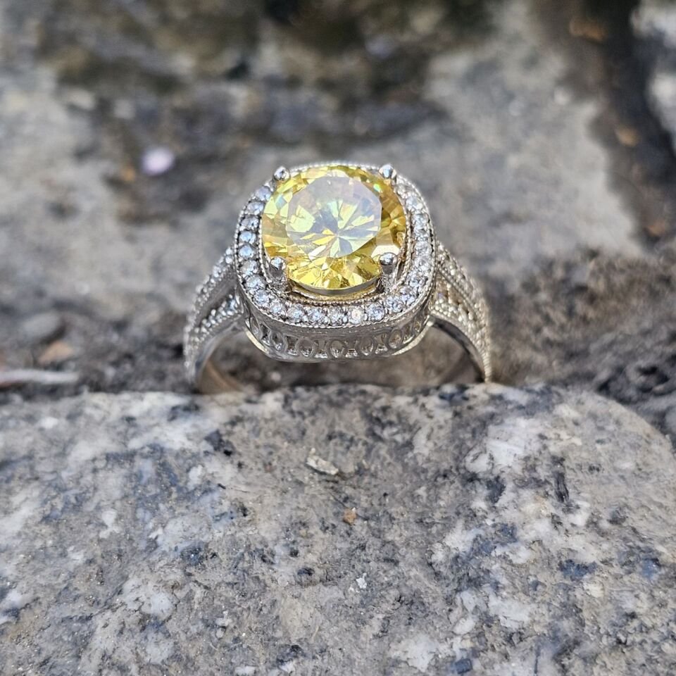 Lüks Sitrin taşlı 925 Ayar Kadın Gümüş Yüzük