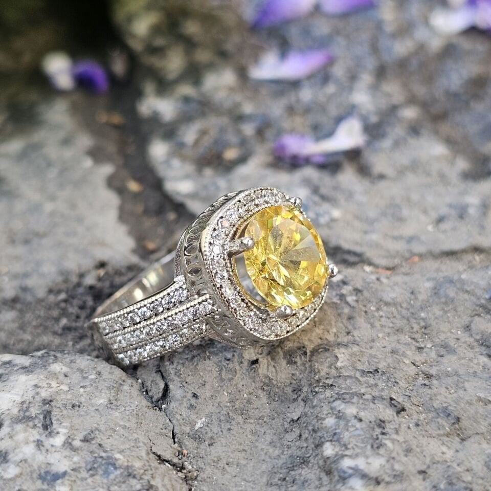 Lüks Sitrin taşlı 925 Ayar Kadın Gümüş Yüzük