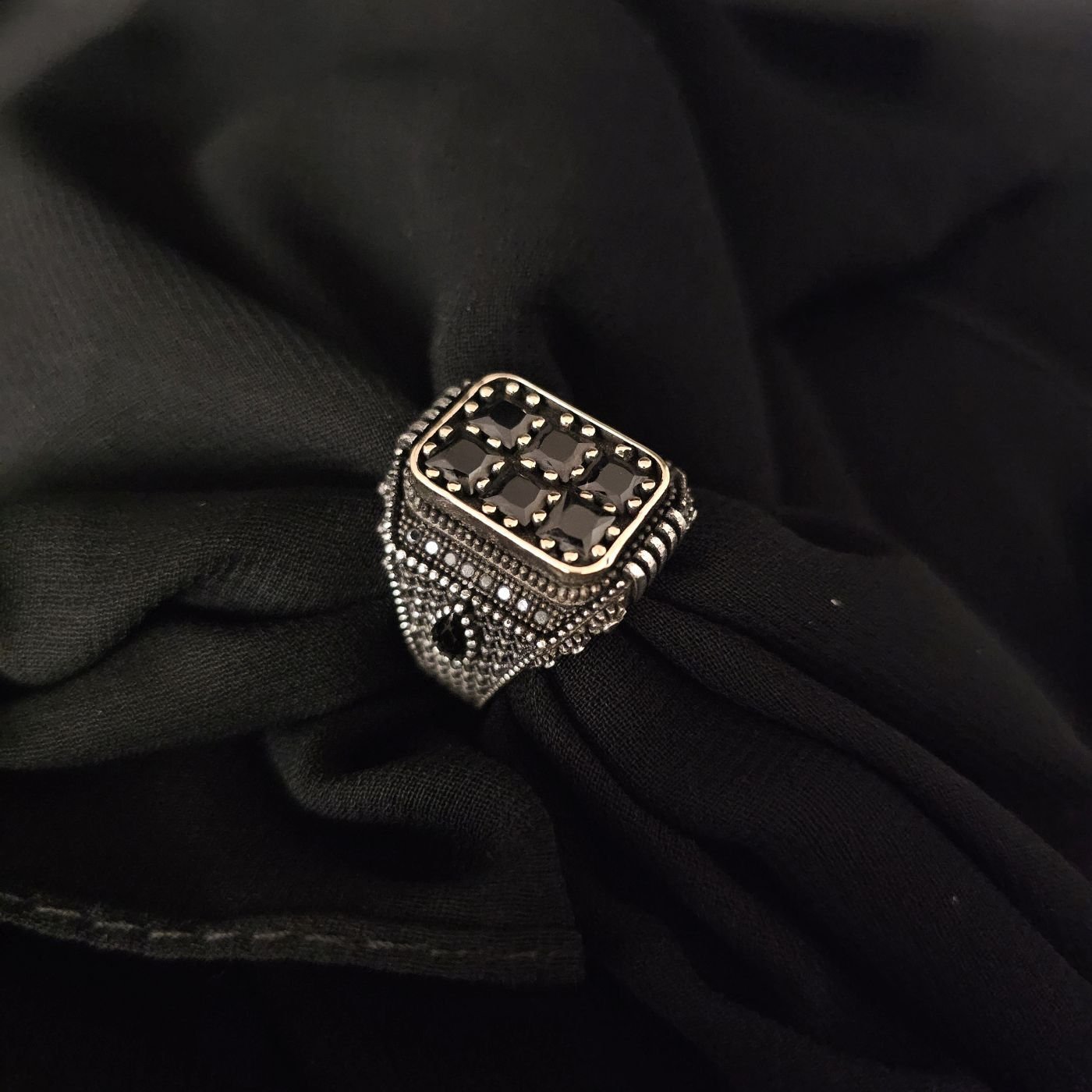 Kare Model Siyah Zirkon taşlı 925 Ayar Gümüş Yüzük 25