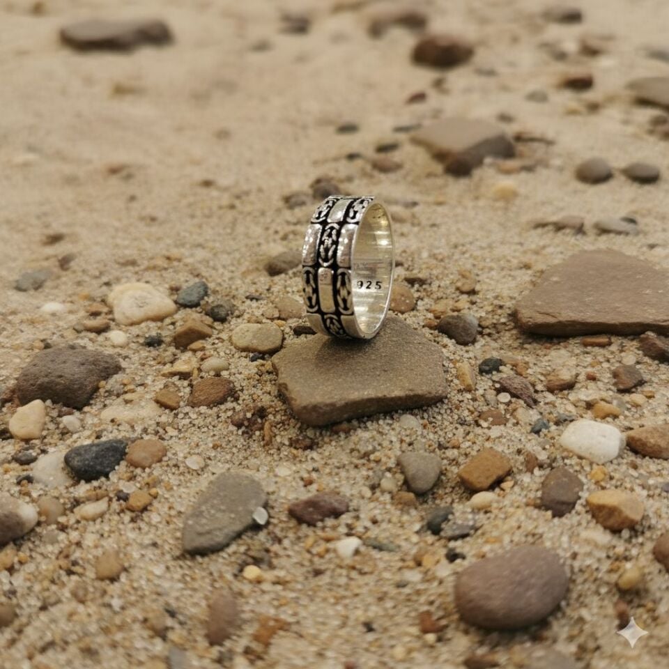 Özel Tasarım işlemeli 925 Ayar Oksitli Gümüş Alyans 25