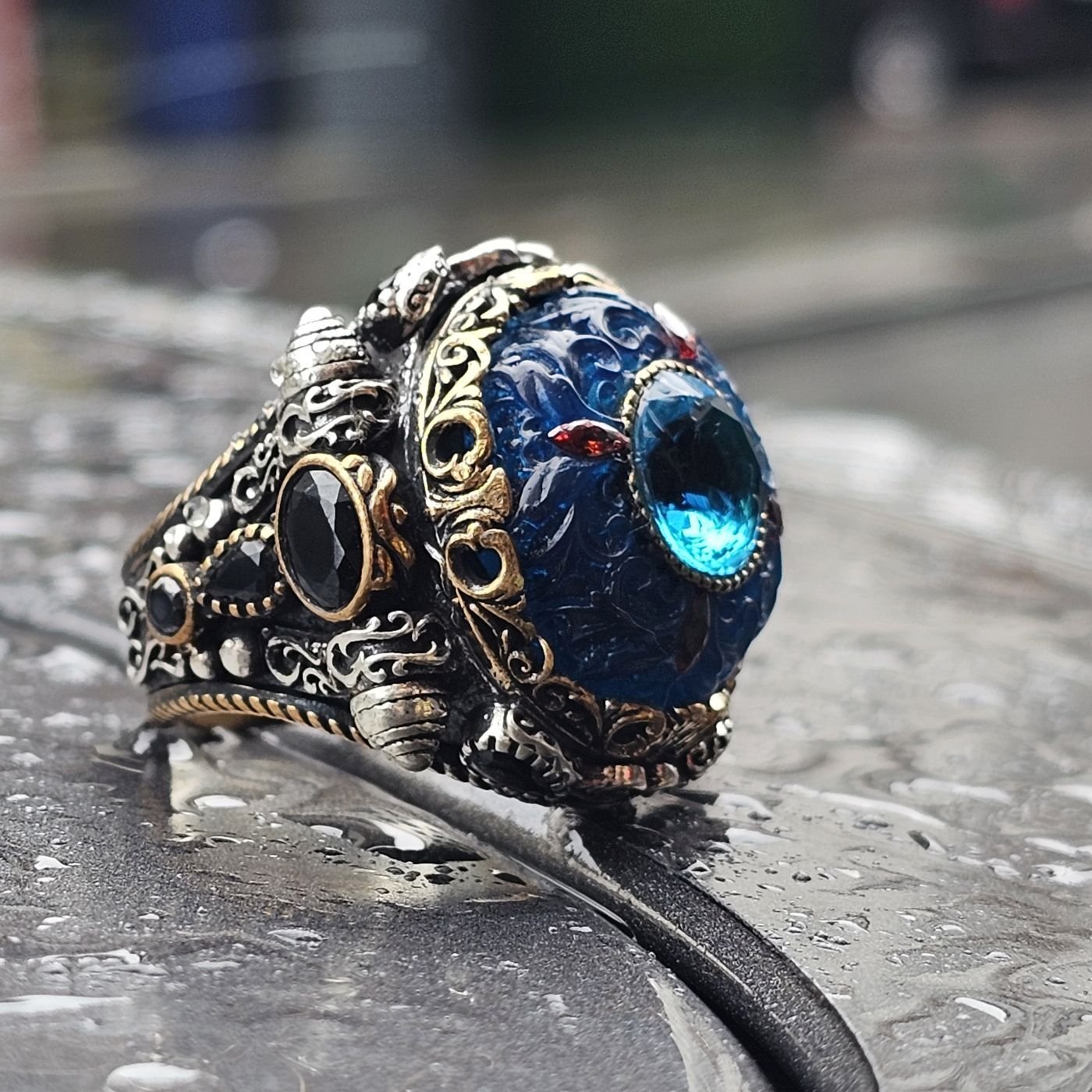 Dünyada Tek Serisi Sıkma Kehribar taşlı ortası Damla Zirkon taşlı Üst Düzey 925 Ayar Erkek Gümüş Yüzük