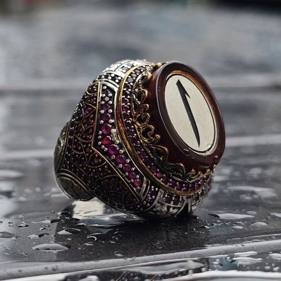 Dünyada Tek Serisi Sıkma Kehribar taşlı Elif işlemeli Üst Düzey 925 Ayar Erkek Gümüş Yüzük