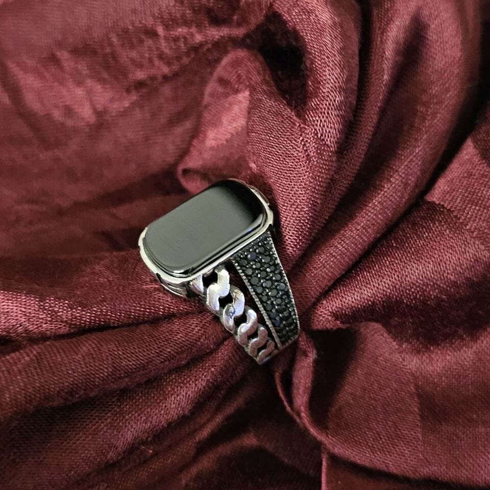 Yeni Tasarım Onıks Taşlı 925 Ayar Gümüş Yüzük