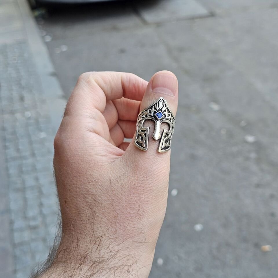 Mavi Zirkon taşlı 925 Ayar Miğfer model Başparmağı Yüzüğü