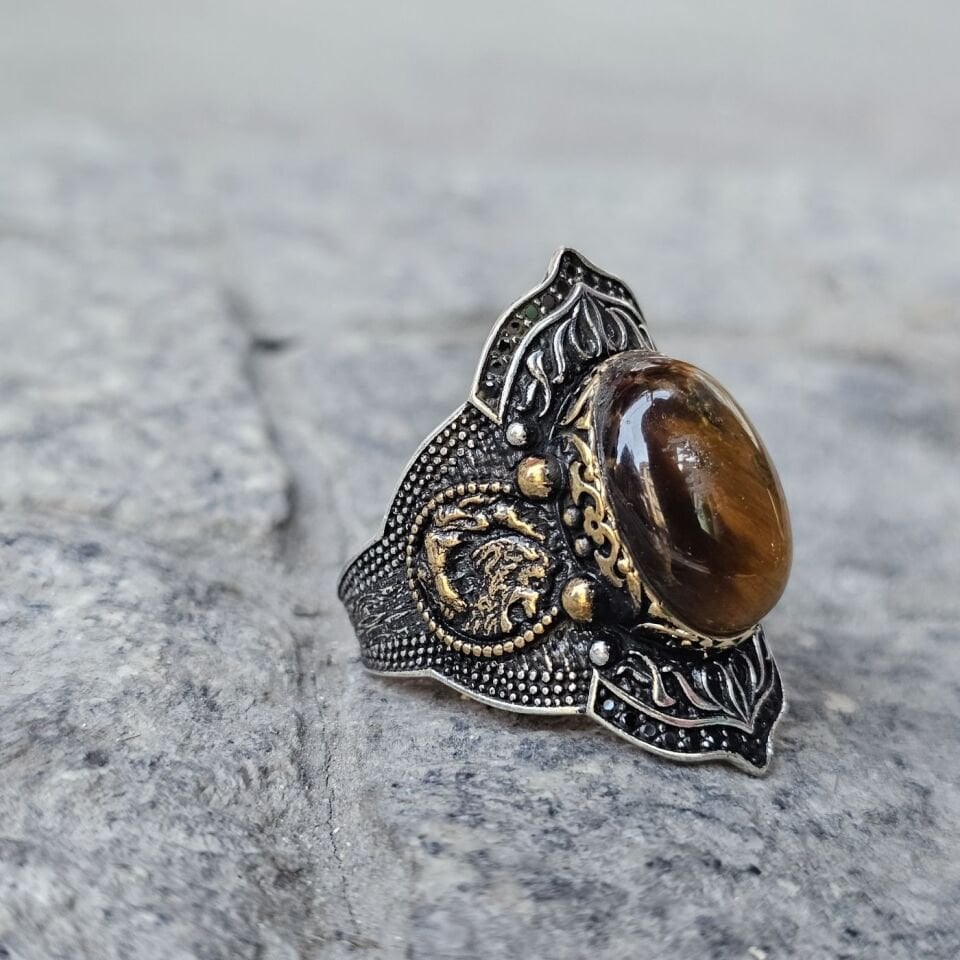 Kaplan gözü taşlı işlemeli 925 Ayar  Başparmağı Yüzüğü