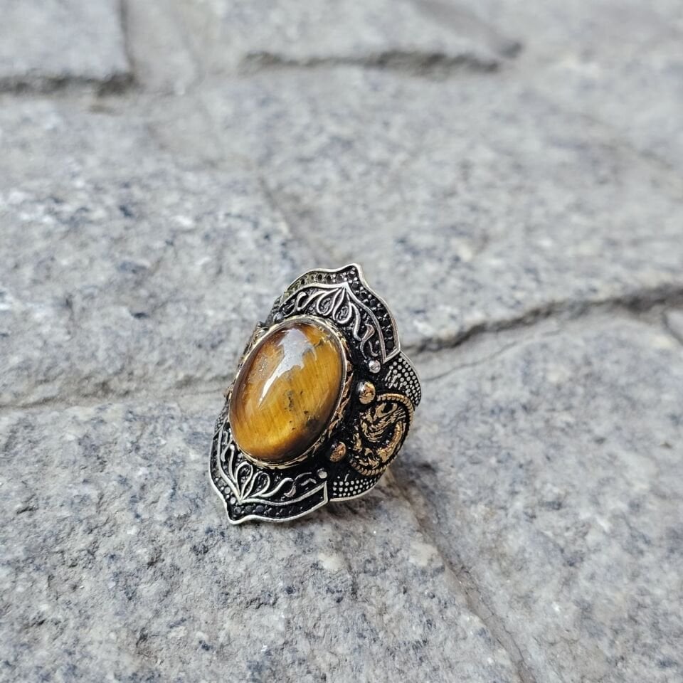 Kaplan gözü taşlı işlemeli 925 Ayar  Başparmağı Yüzüğü