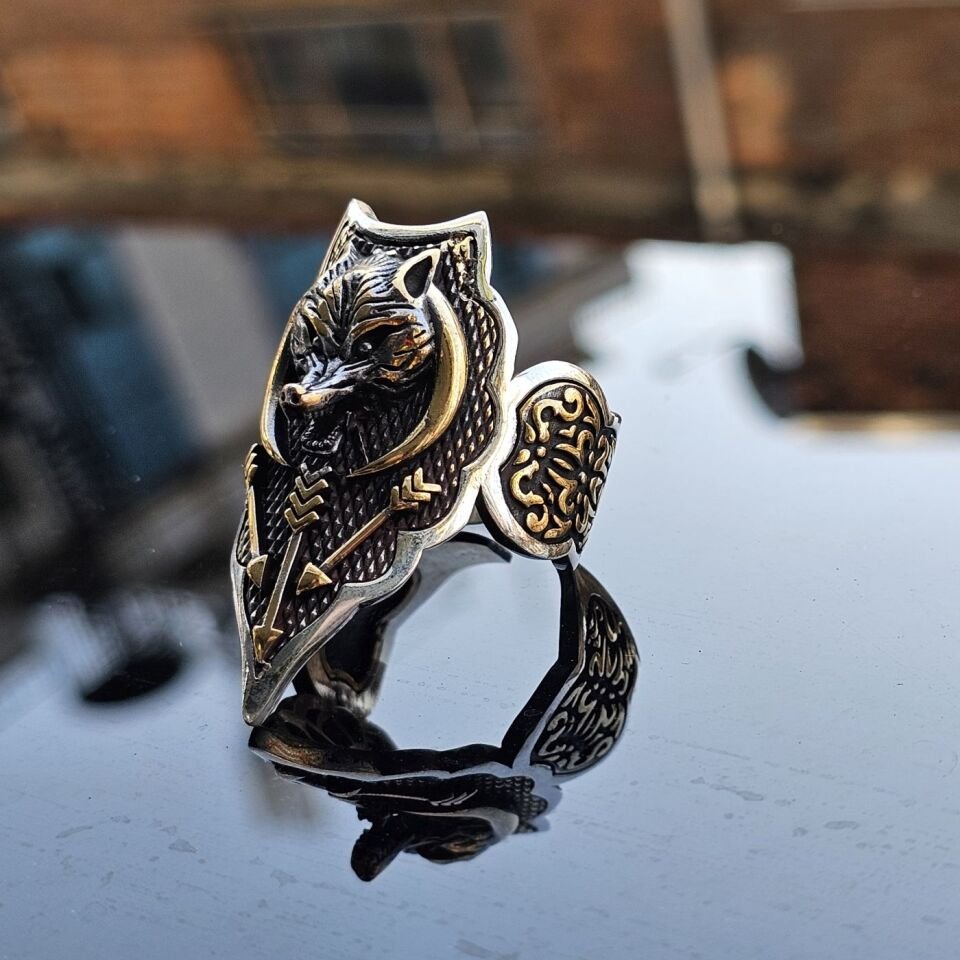 Kurt başı işlemeli 925 Ayar  Başparmağı Yüzüğü