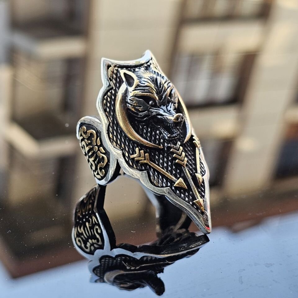 Kurt başı işlemeli 925 Ayar  Başparmağı Yüzüğü