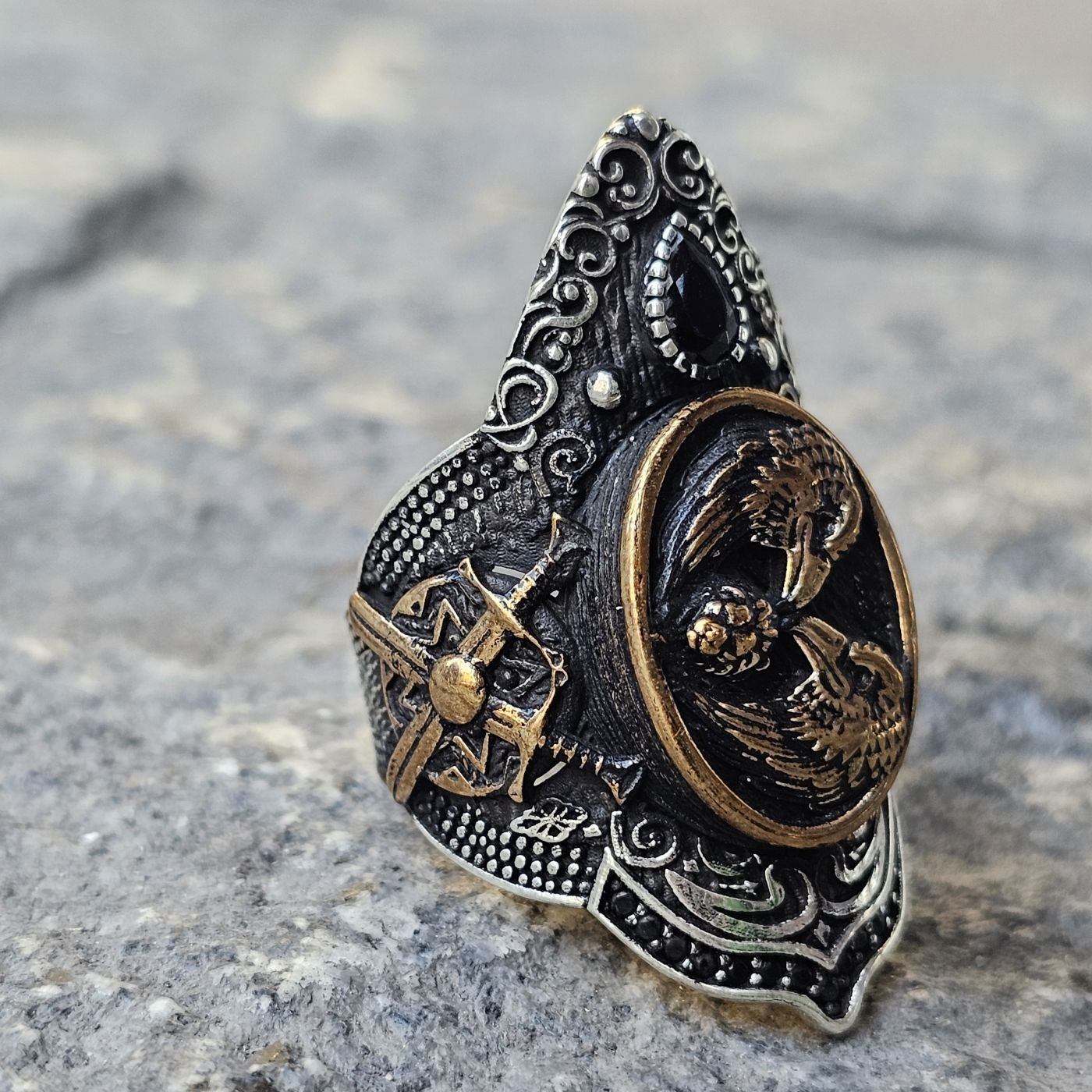 Çift Başlı Kartal model Kılıç işlemeli 925 Ayar  Başparmağı Yüzüğü