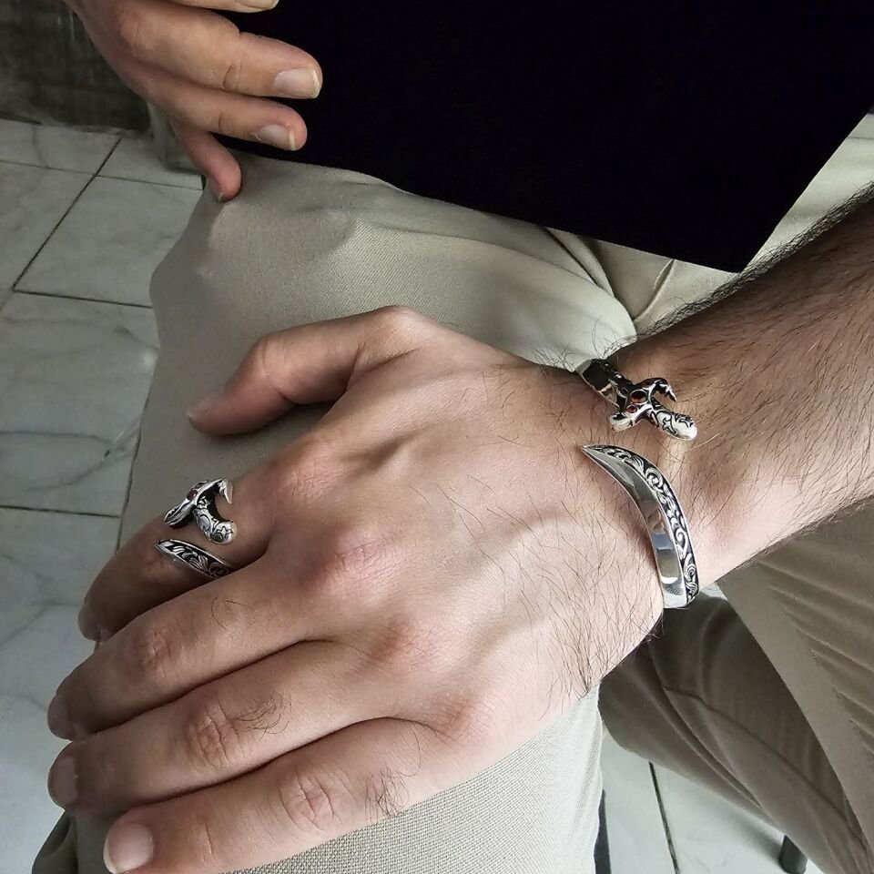 Kılıç Model Zirkon taşlı 925 Ayar Erkek Yüzük ve Kelepçe Bileklik Set