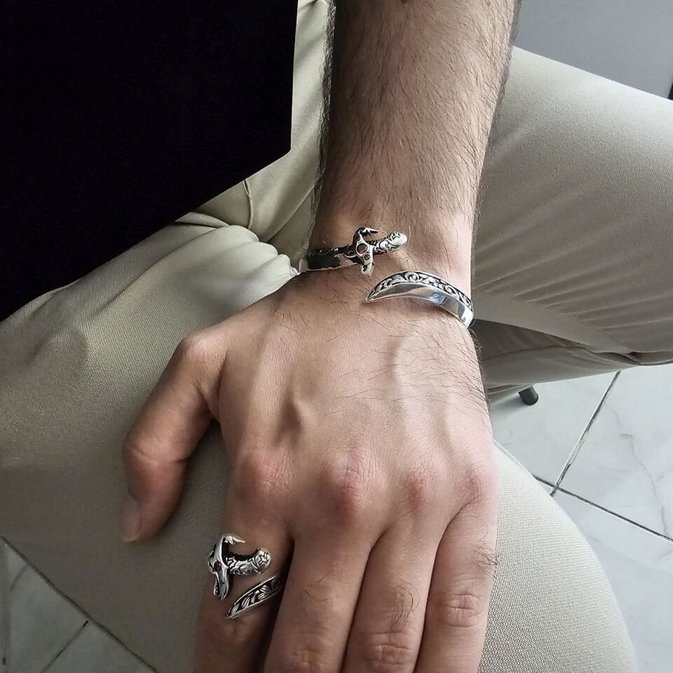 Kılıç Model Zirkon taşlı 925 Ayar Erkek Yüzük ve Kelepçe Bileklik Set