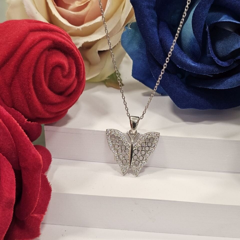 Kelebek Model Zirkon taşlı 925 Ayar Kadın Kolye