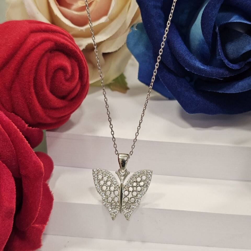 Kelebek Model Zirkon taşlı 925 Ayar Kadın Kolye