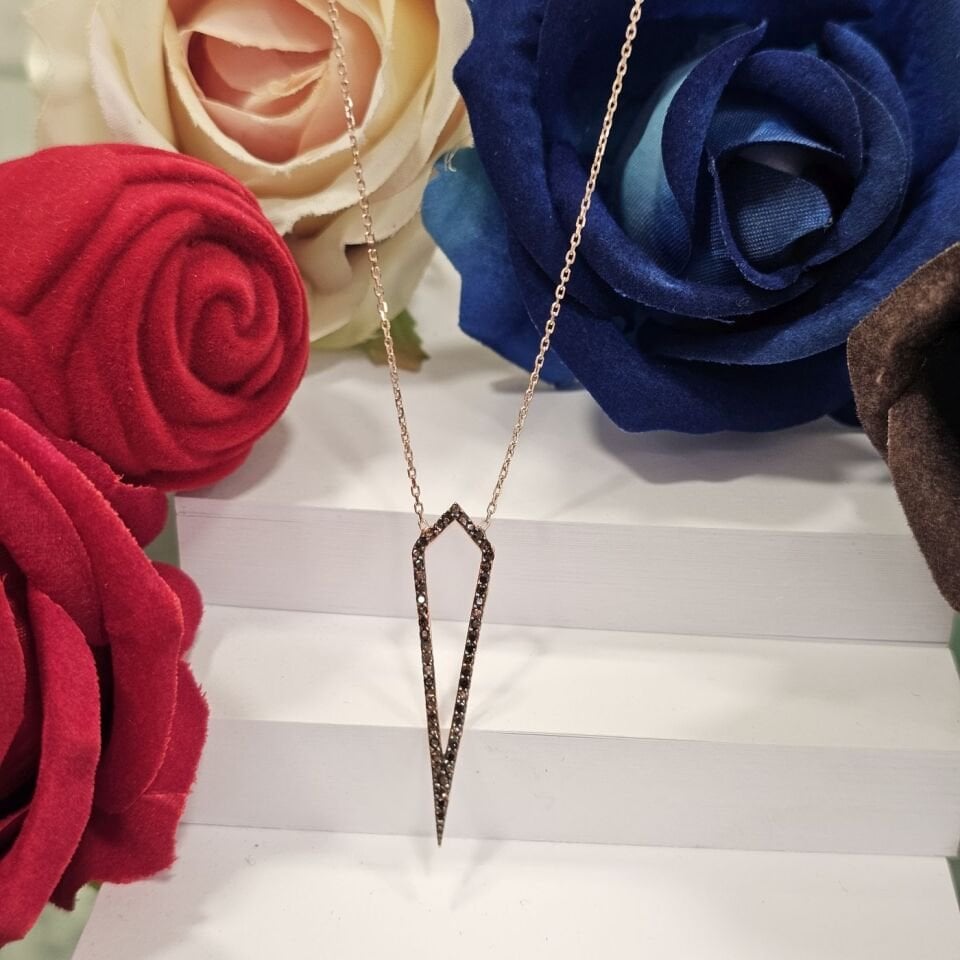 925 Ayar taş işlemeli Rodyum Rose Kaplama Kadın Kolye