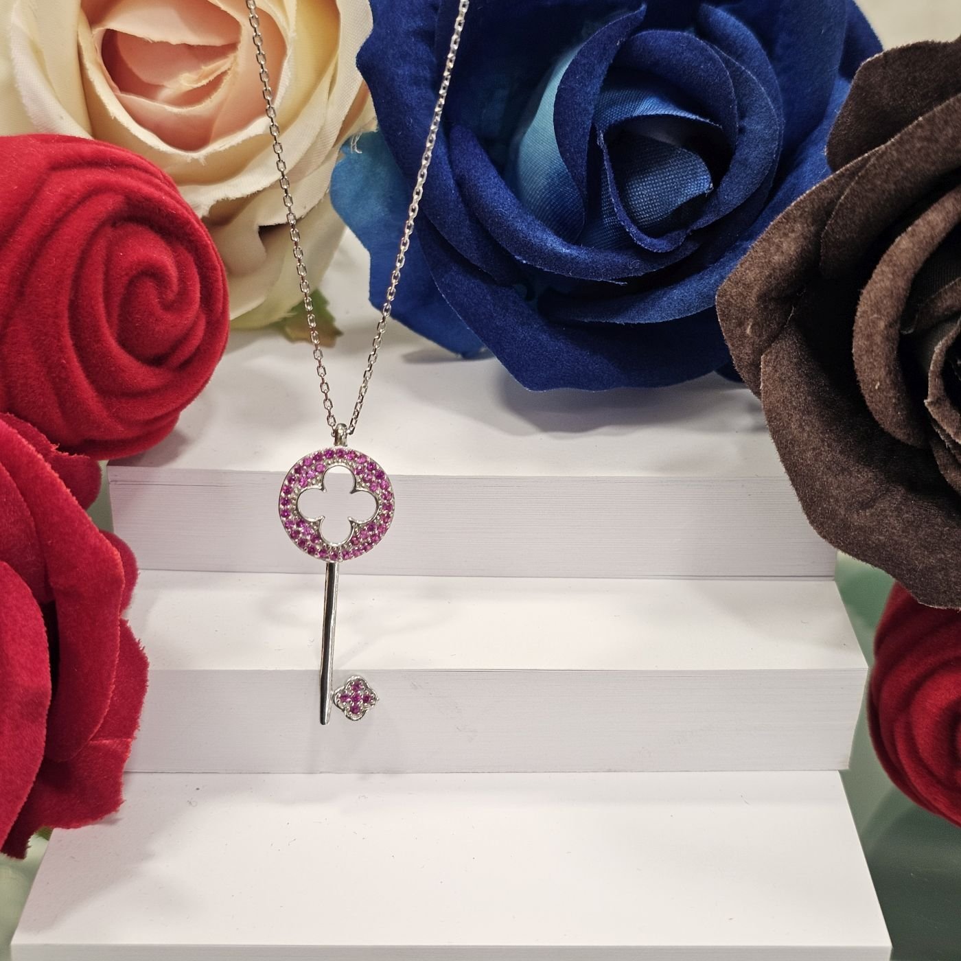 925 Ayar Gümüş Yonca Anahtar Kolye