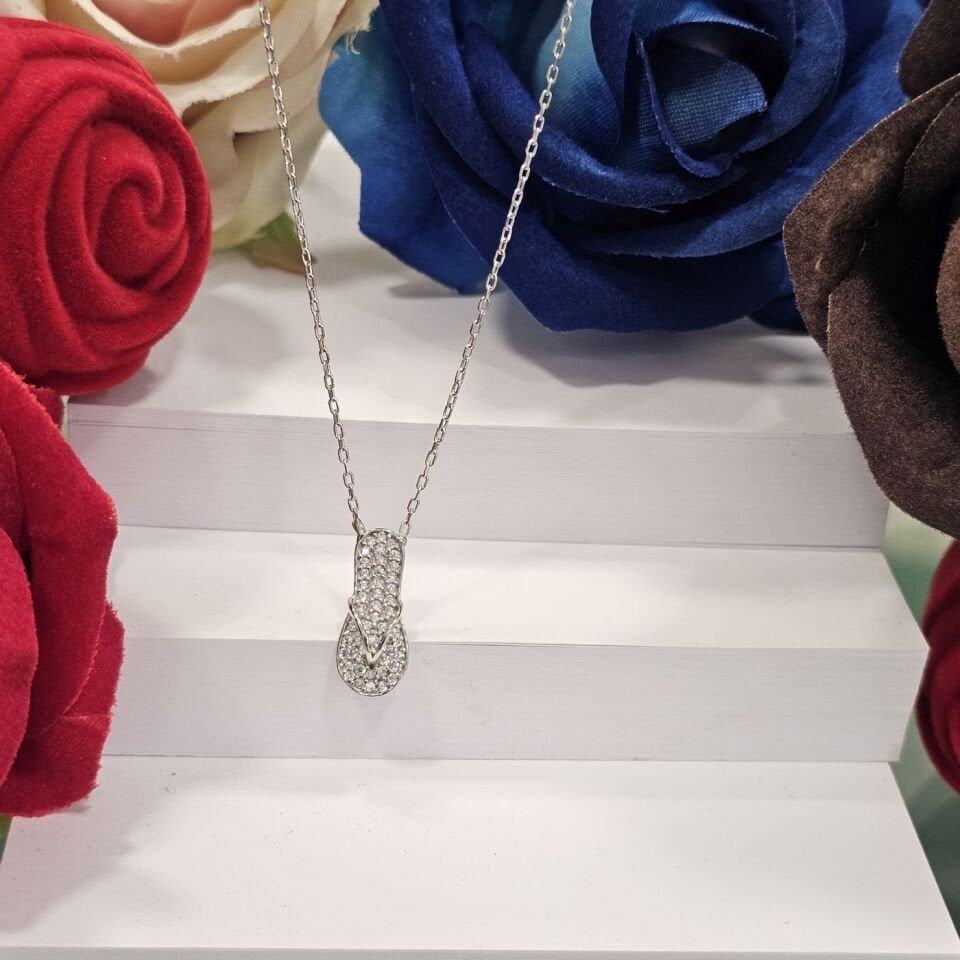 925 Ayar Zirkon Taşlı Kadın Gümüş Kolye