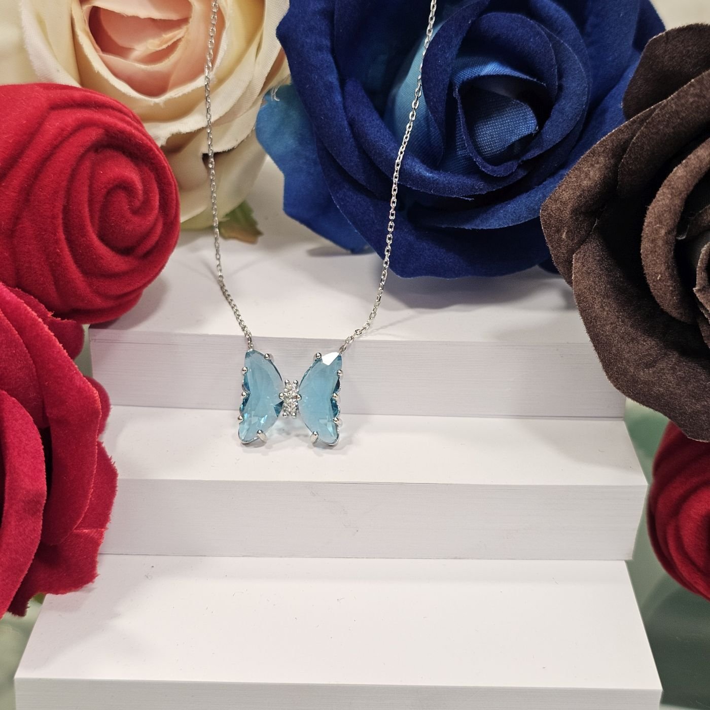 925 Ayar Gümüş Aqua Marine taşlı Kadın Kolye