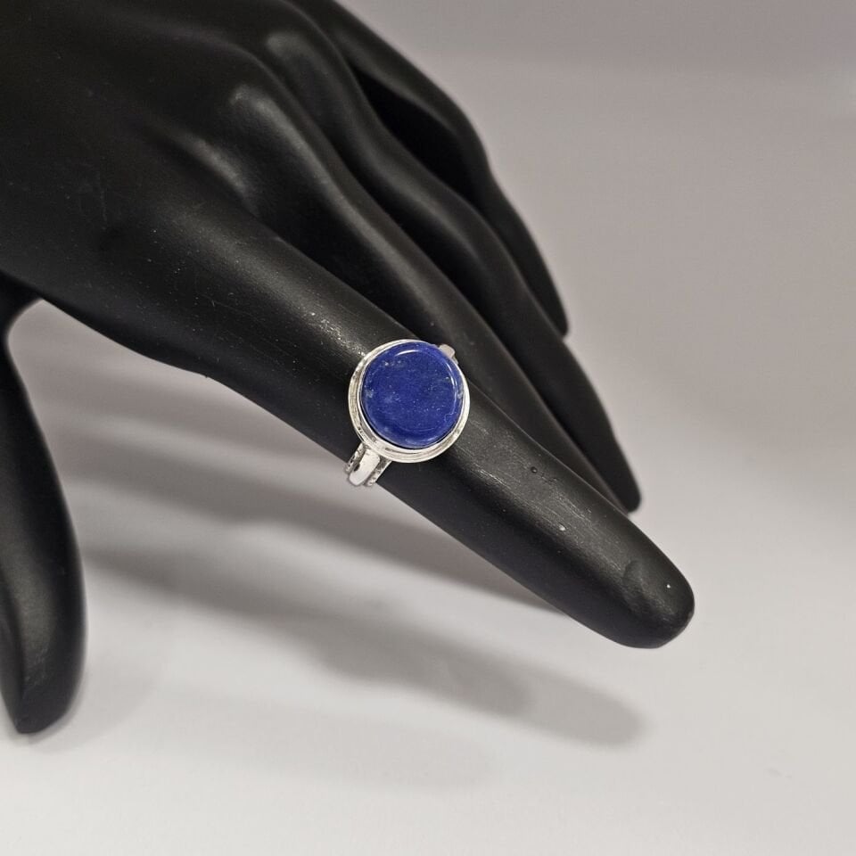 925 Ayar Gümüş Doğal Safir taşlı Kadın Yüzük