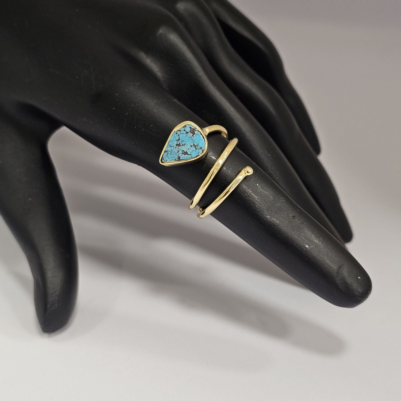 925 Ayar Gümüş Spiral model Doğal Firuze taşlı Kadın Yüzük