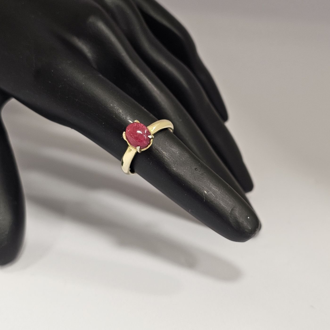 925 Ayar Gümüş Rose Oval Yakut taşlı Kadın Yüzük