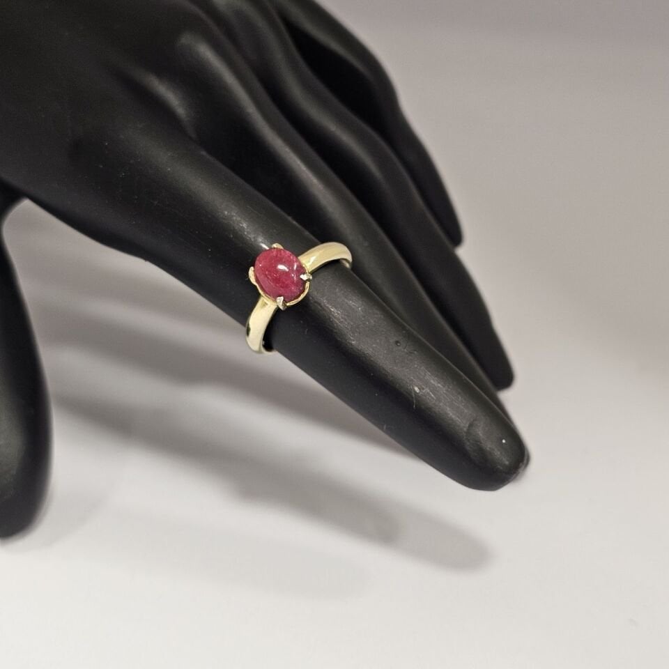 925 Ayar Gümüş Rose Oval Yakut taşlı Kadın Yüzük