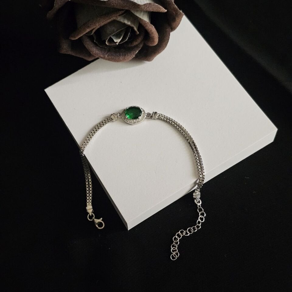 925 Ayar Gümüş Yeşil Zirkon Taşlı Kadın Bileklği