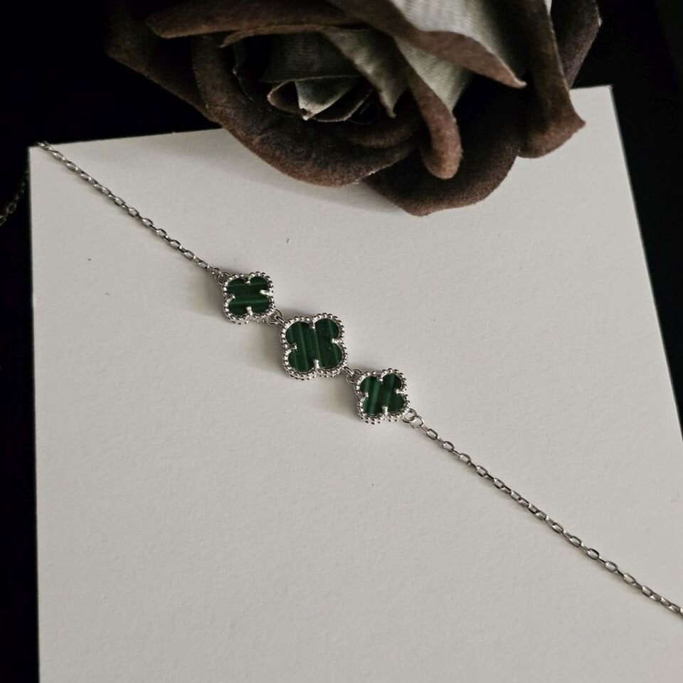 925 Ayar Rodyum Kaplama Yeşil Yonca Model Kadın Bilekliği