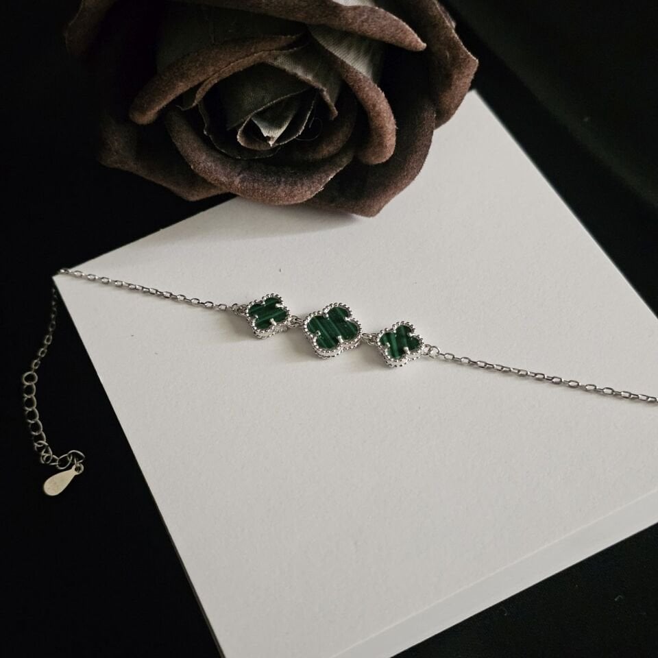 925 Ayar Rodyum Kaplama Yeşil Yonca Model Kadın Bilekliği