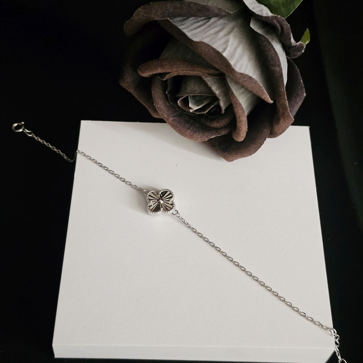 925 Ayar Gümüş Şans çiçeği  Kadın Bileklği