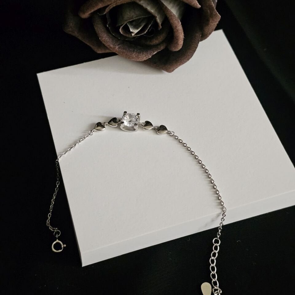 925 Ayar Gümüş Rodyum Kaplama Tektaş Model Kadın Bileklği