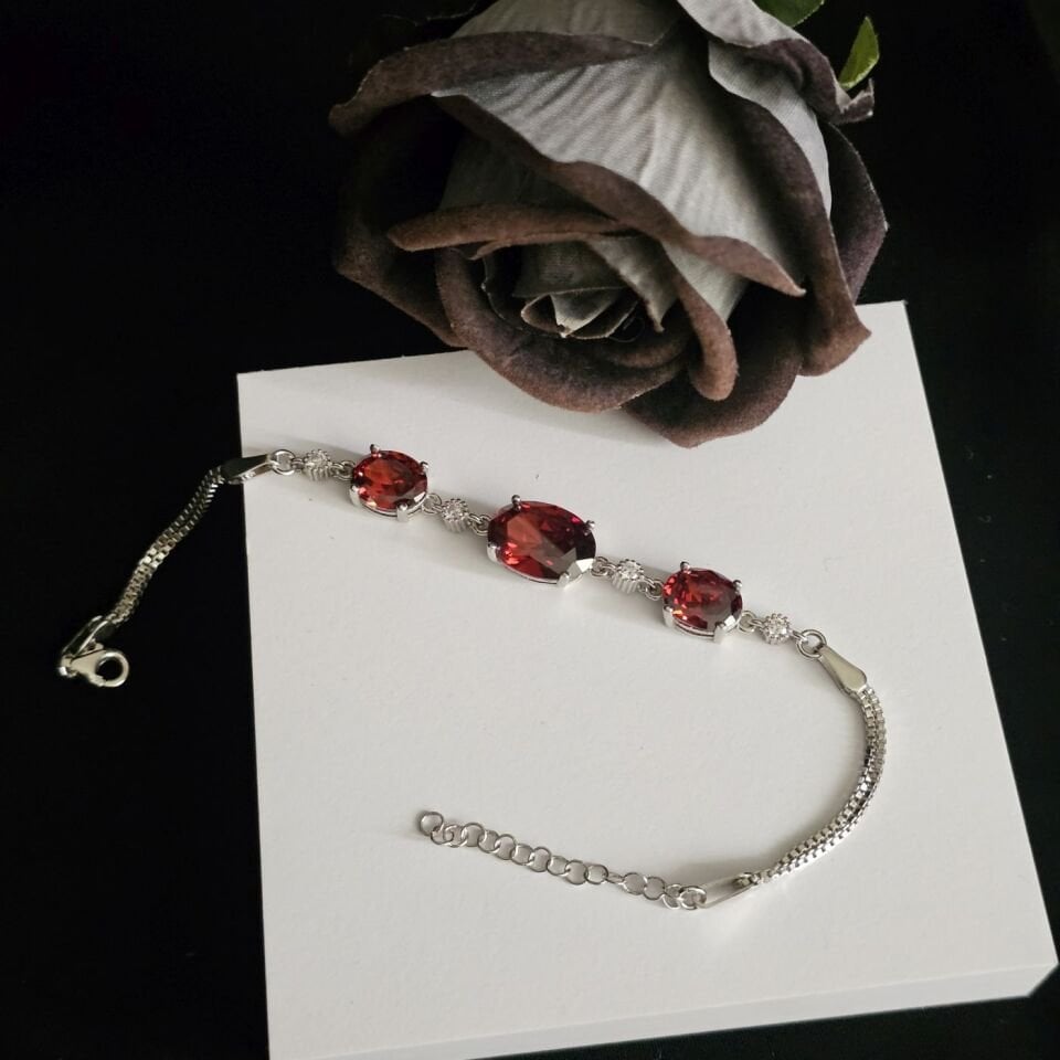 925 Ayar Gümüş Damla Zirkon Taşlı Kadın Bileklği