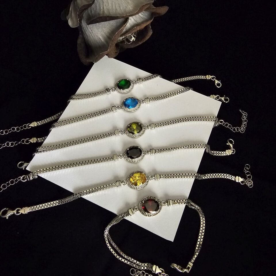 925 Ayar Gümüş Damla Zirkon Taşlı Kadın Bileklği